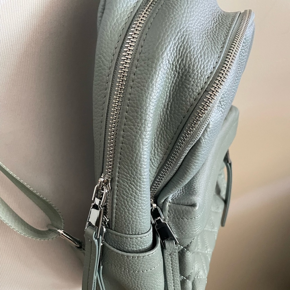Unique Leather backpack - Picture 6 of 12